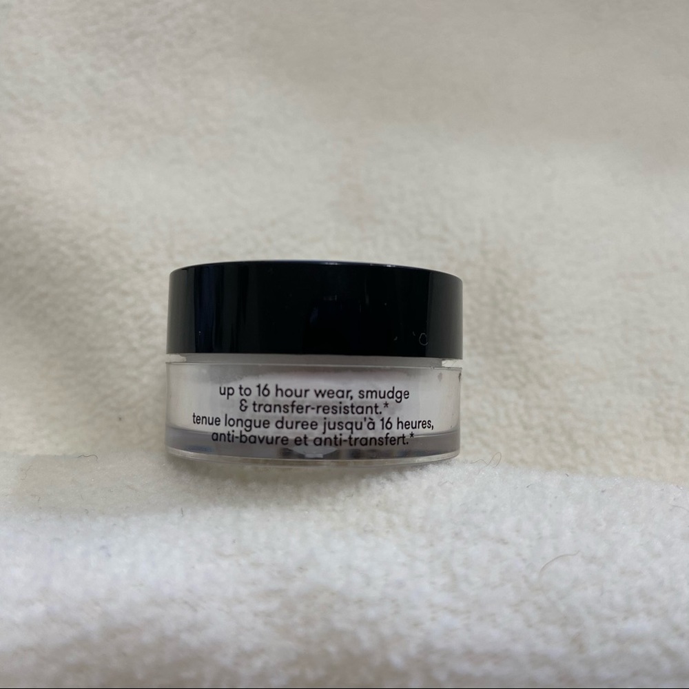 Dermablend Loose Setting Powder - Picture 6 of 6